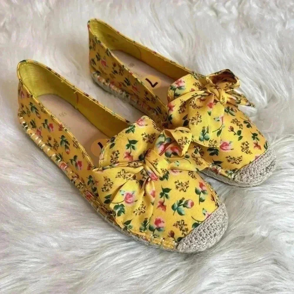 Bandolino Espadrille Shoes Yellow Floral Woman’s Size 8.5- In NWOT condition